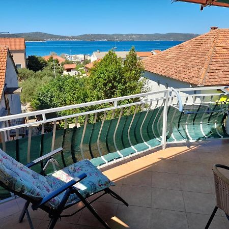 Apartment Gotovina Biograd Na Moru Exterior foto