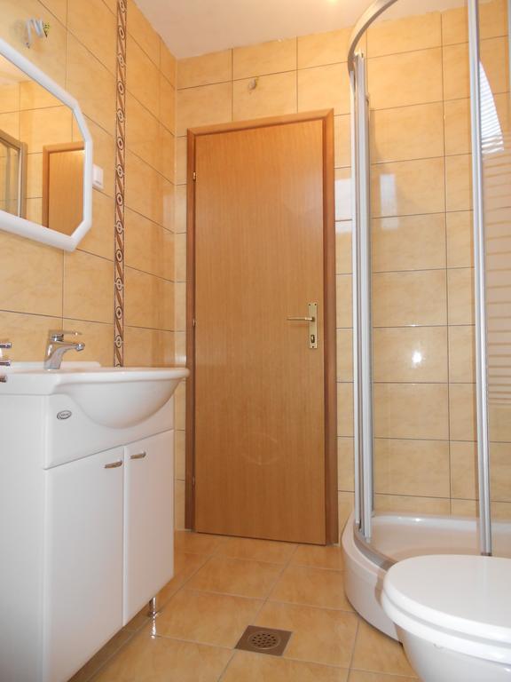 Apartment Gotovina Biograd Na Moru Habitación foto