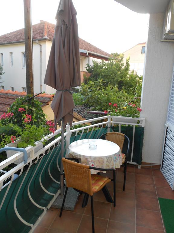 Apartment Gotovina Biograd Na Moru Exterior foto