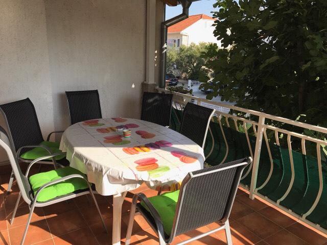 Apartment Gotovina Biograd Na Moru Exterior foto