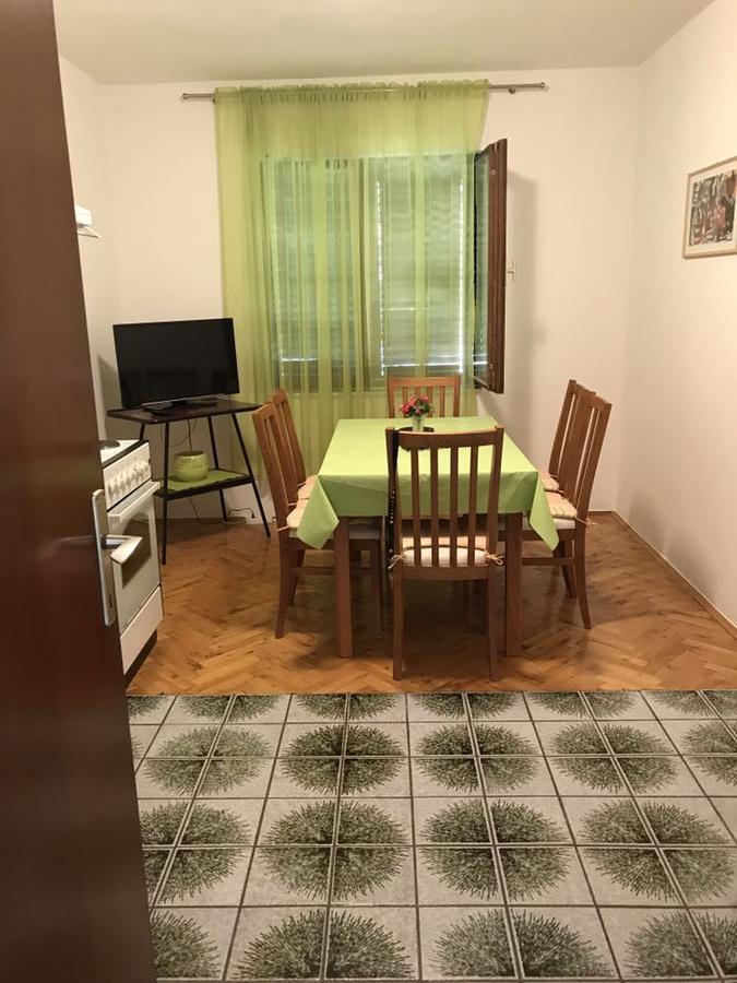 Apartment Gotovina Biograd Na Moru Exterior foto