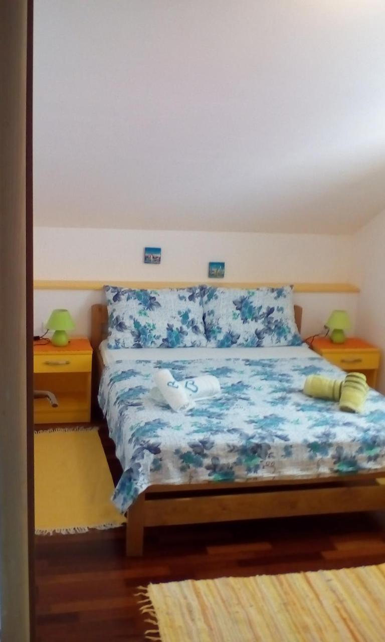 Apartment Gotovina Biograd Na Moru Exterior foto