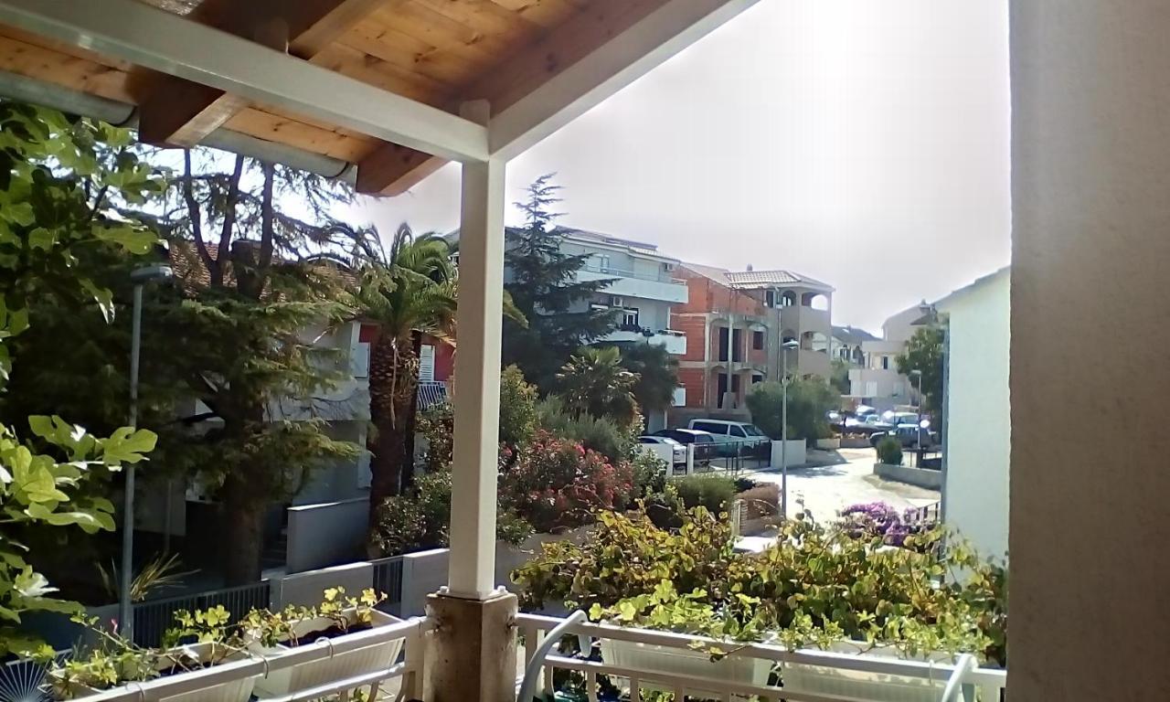 Apartment Gotovina Biograd Na Moru Exterior foto